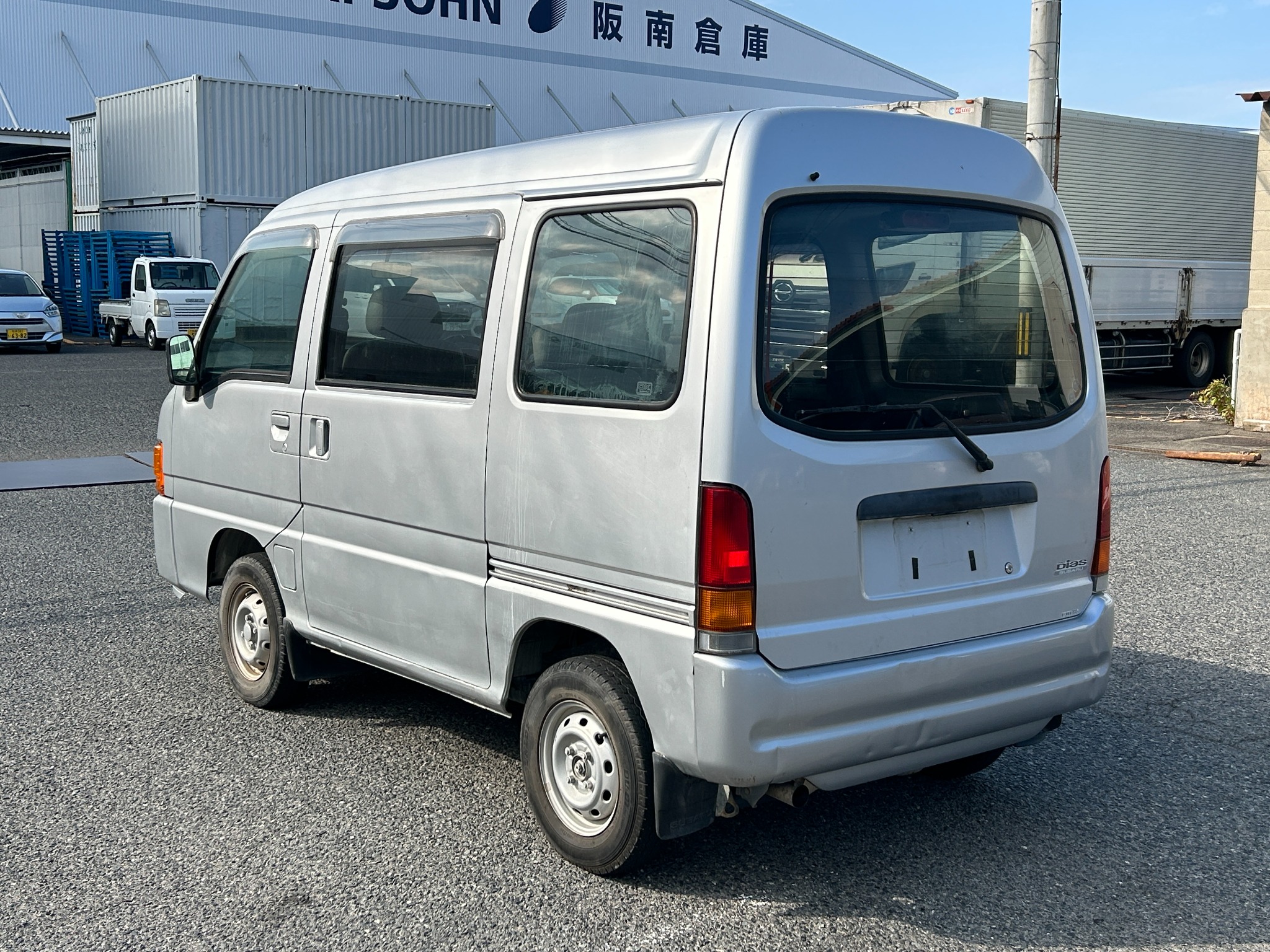 1999 Subaru Sambar Van photo 3