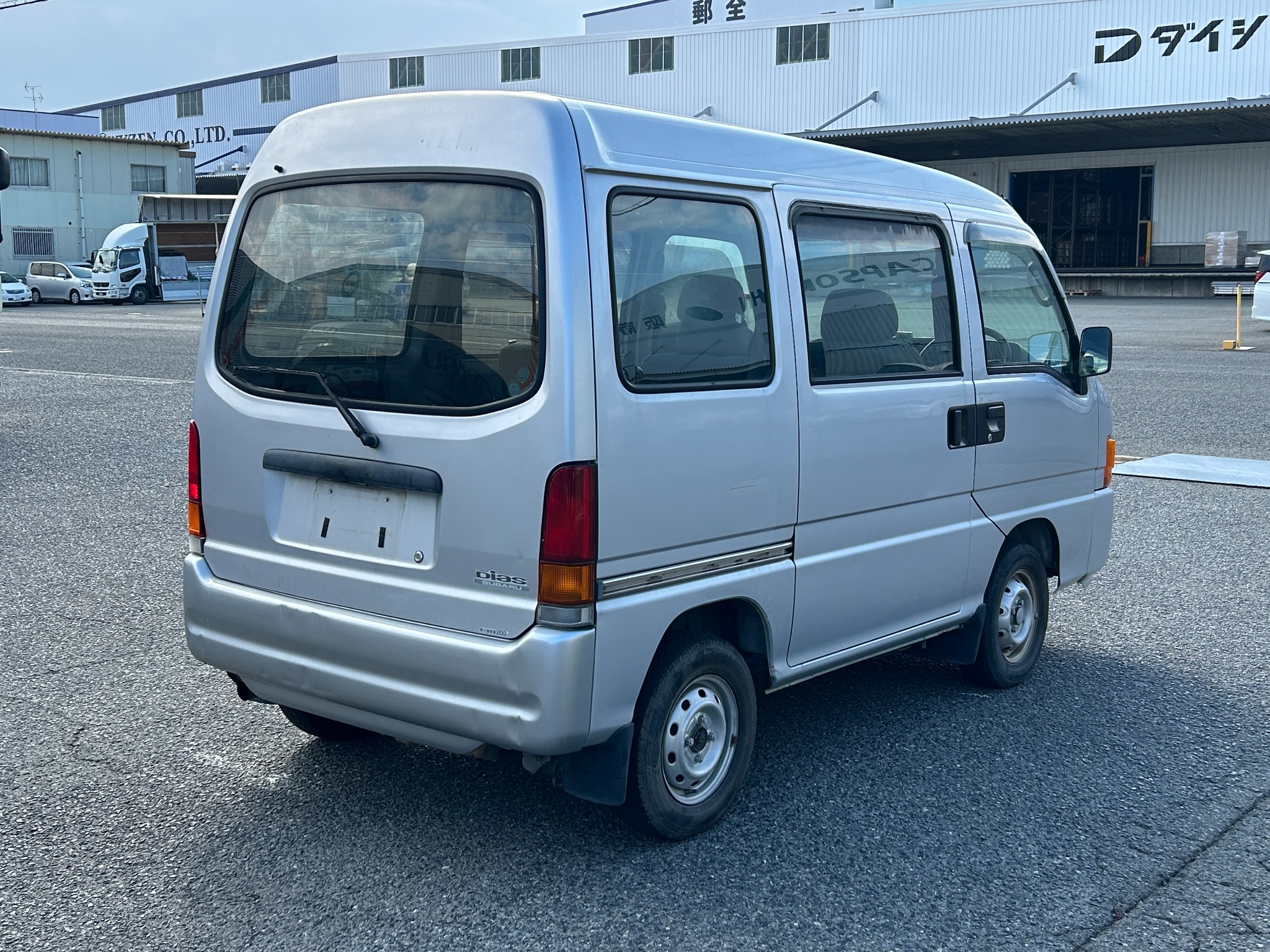 1999 Subaru Sambar Van photo 5